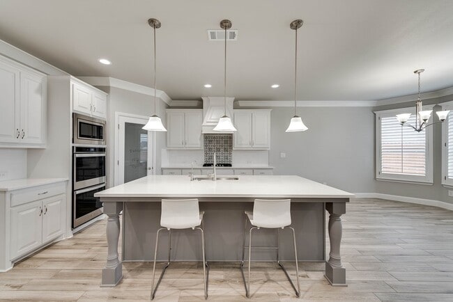 Building Photo - 8616 Rutland Dr