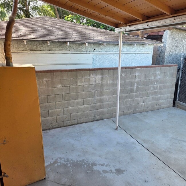 Building Photo - 4737 Dozier St