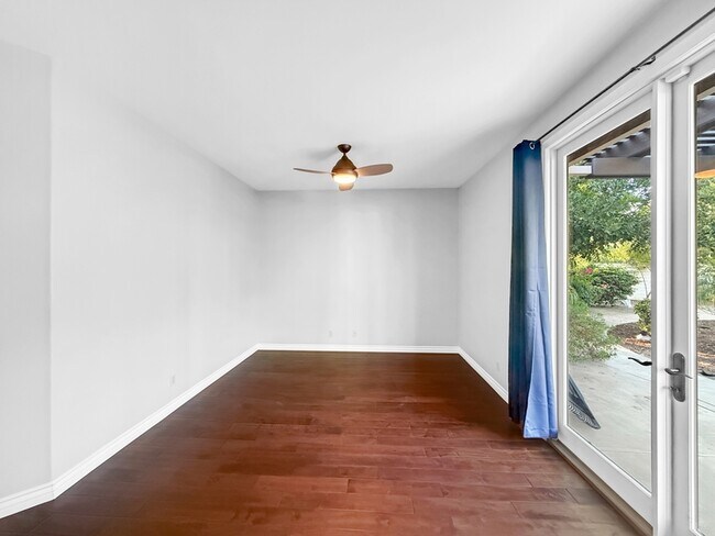 Building Photo - 14212 Sandhill Rd