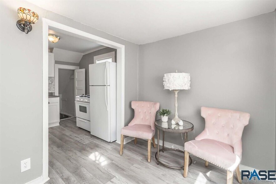 back door entrance - 926 N Walts Ave