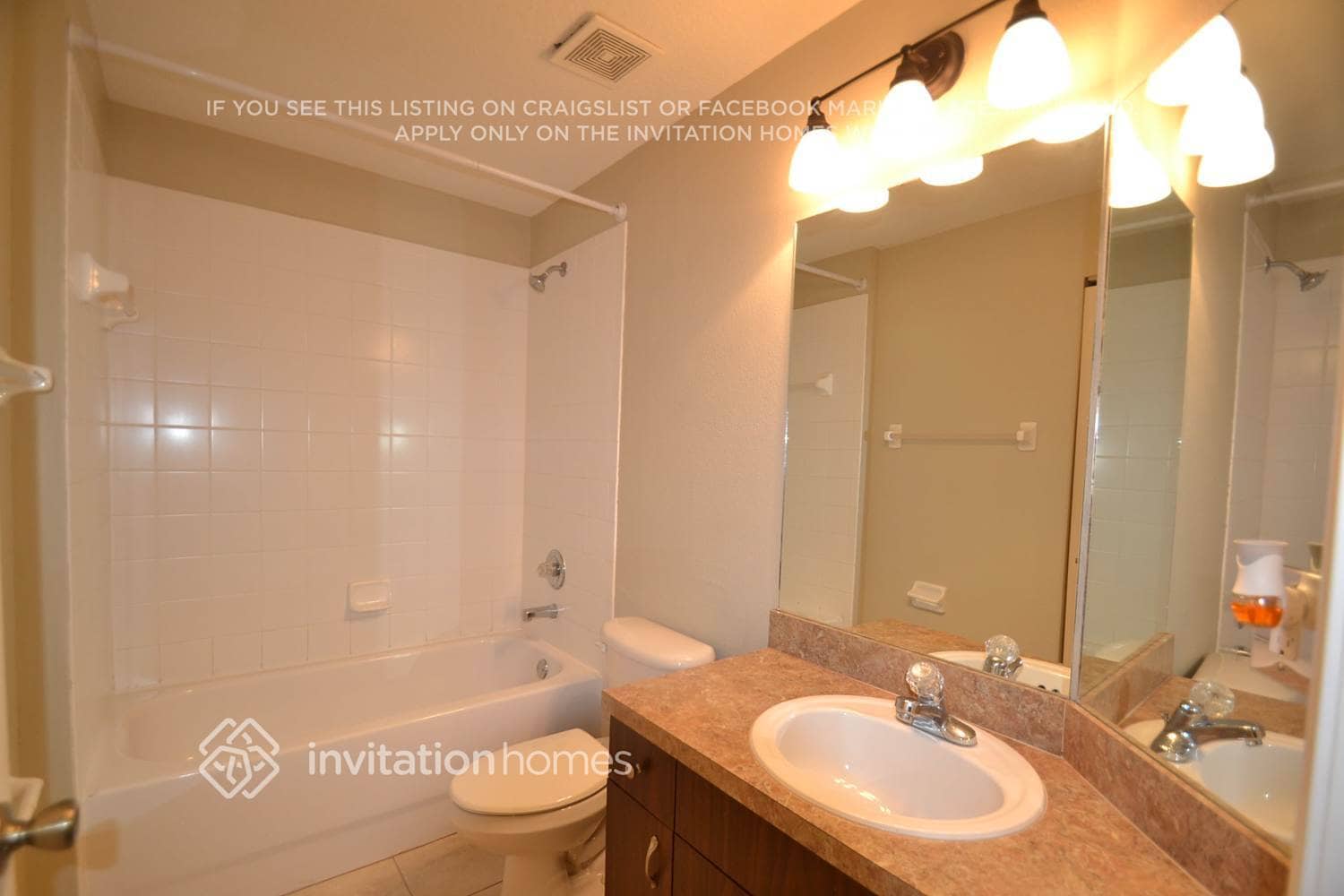 Building Photo - 1305 Bayou Pass Dr