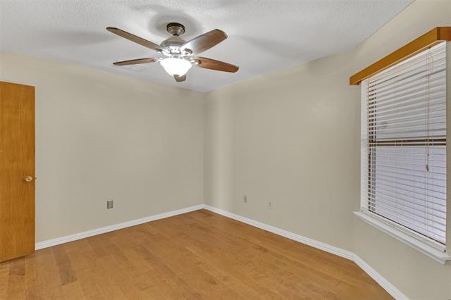 Building Photo - 6300 Aires Dr