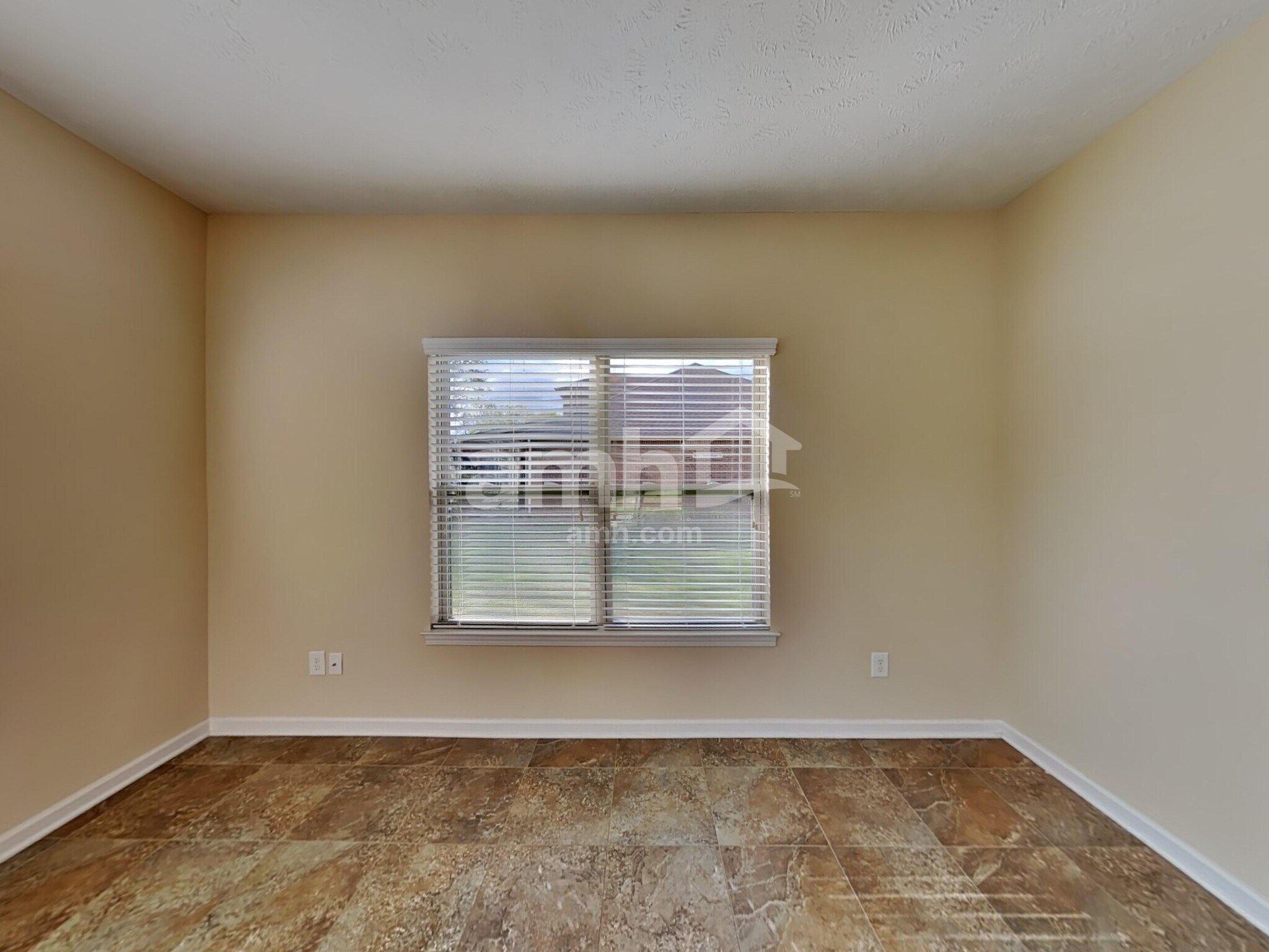 Building Photo - 1006 Middleton Ln