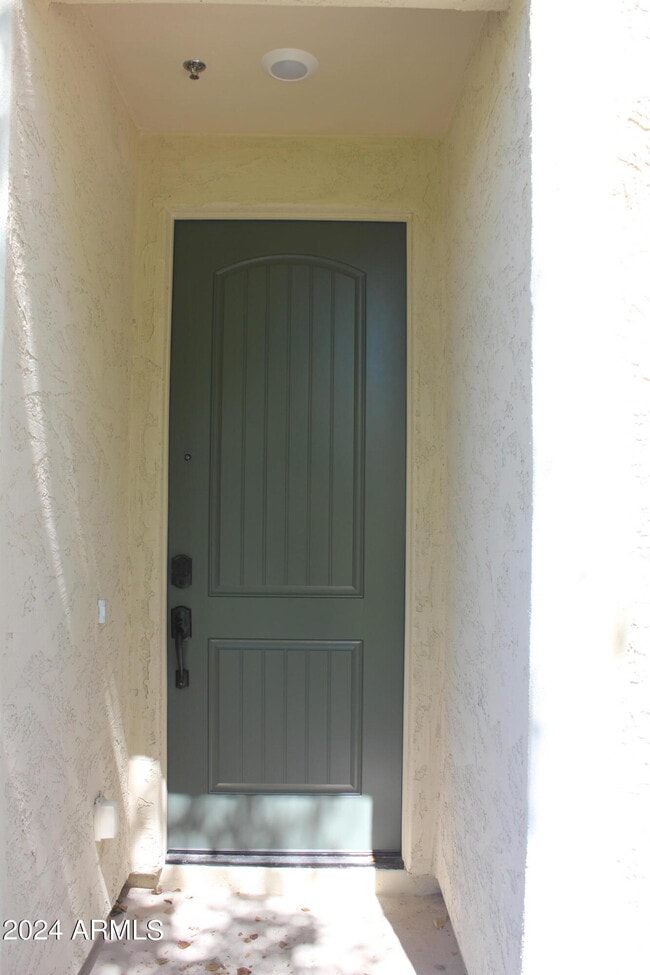 Building Photo - 2628 S Voyager Dr