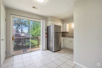 Building Photo - Charming, fully remodeled 2-Bed/1-Bath Par...