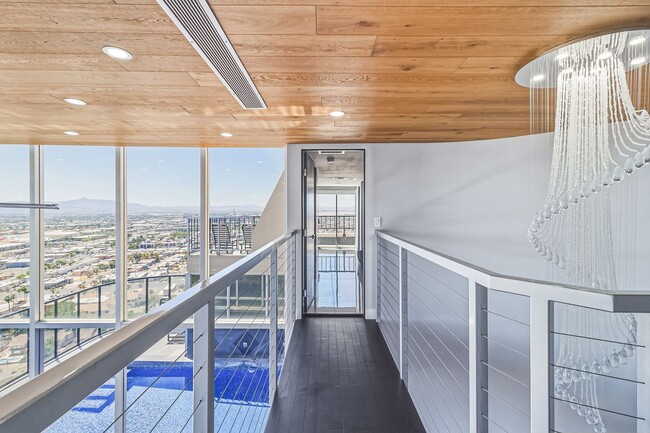 Building Photo - 3111 Bel Air Dr