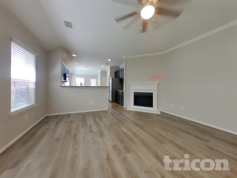 Building Photo - 9129 Holliday Ln