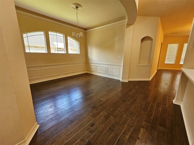 Building Photo - 3218 Waters Edge Dr