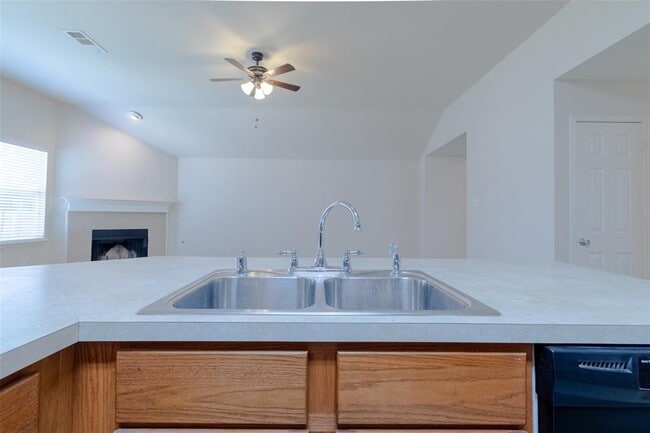 Building Photo - 10412 Colfax Dr