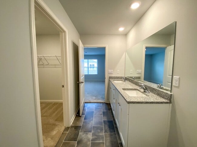 Building Photo - 3 bed 2 bath new construction by DR Horton