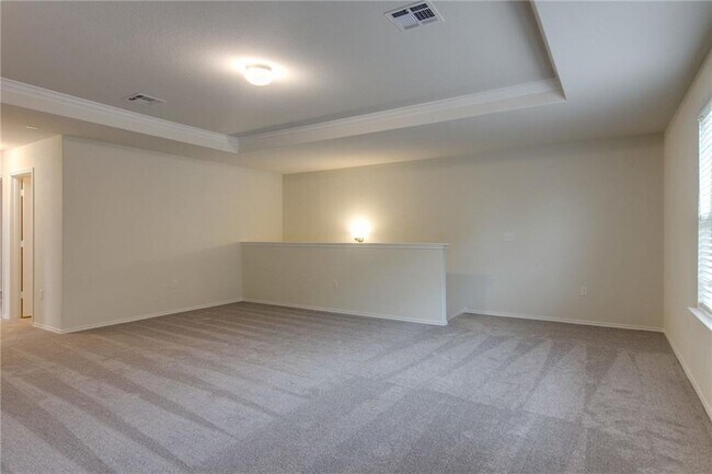 Building Photo - 6621 Hartlage St