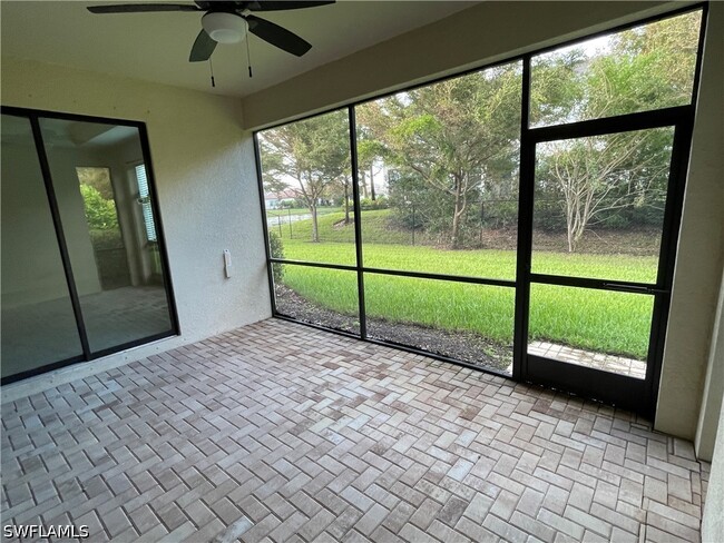 Building Photo - 9353 Glenforest Dr