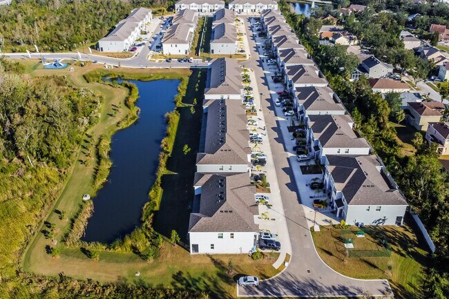 Building Photo - 11856 Mountain Retreat Ln