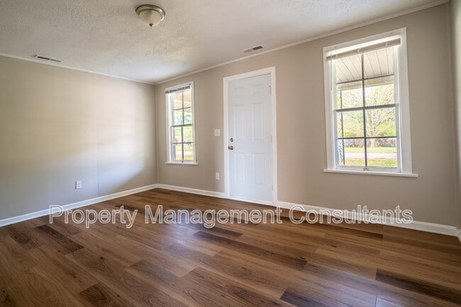 Building Photo - 2208 Old Gurley Pike