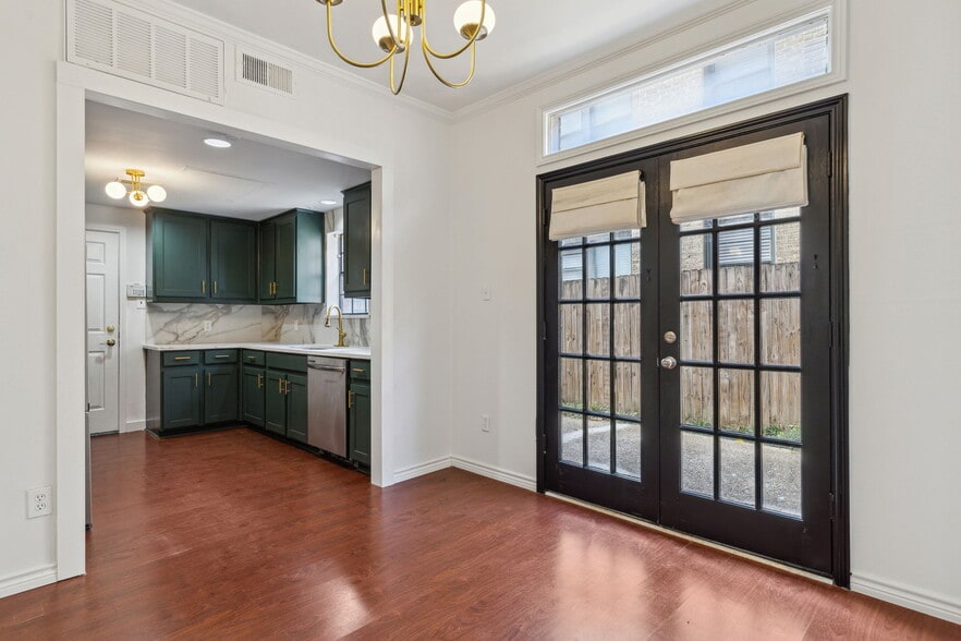 Building Photo - 4111 Herschel Ave