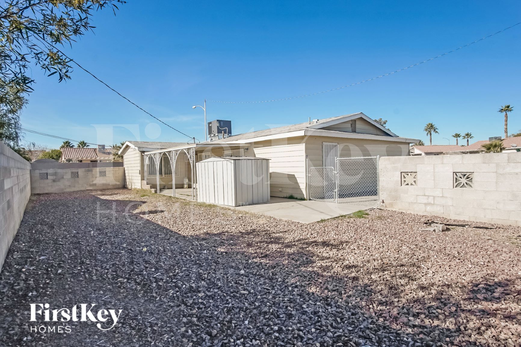 Building Photo - 2128 Carver Ave