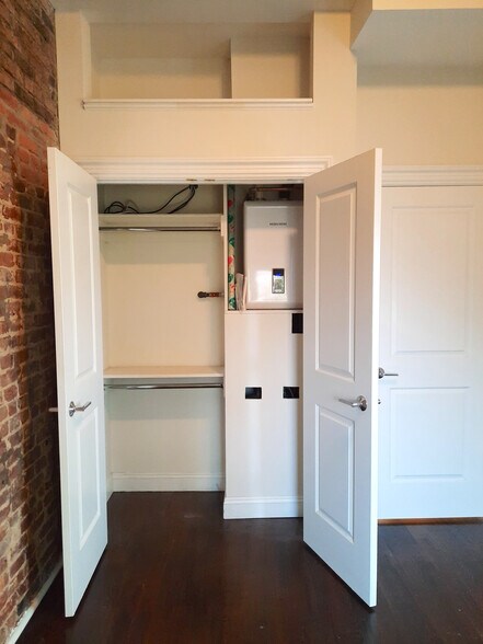 Bedroom 1 - 158 6th St