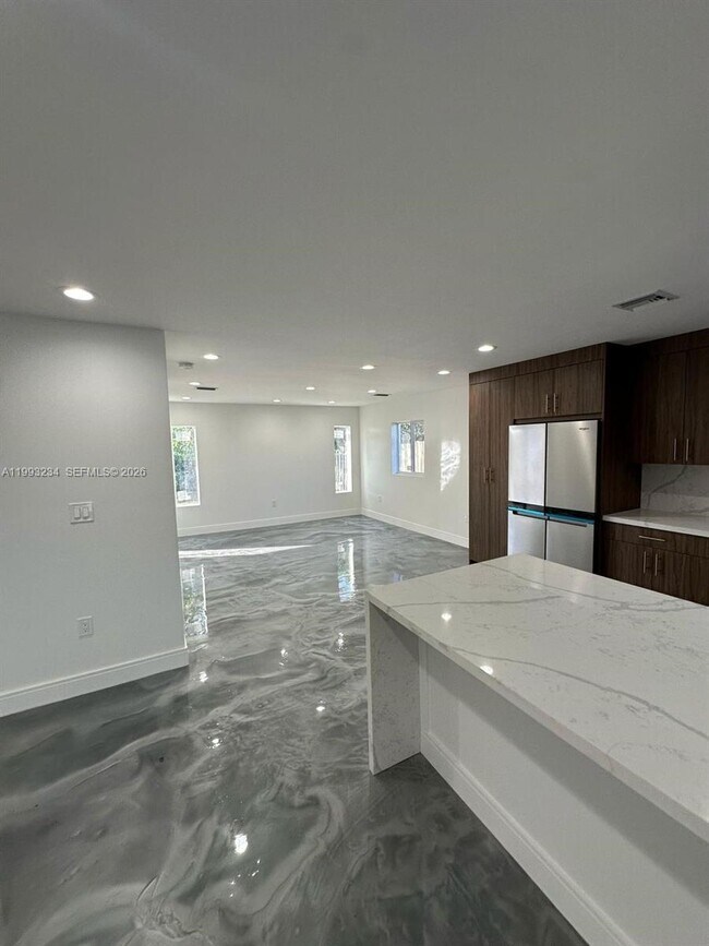 Building Photo - 2110 NW 91st Terrace