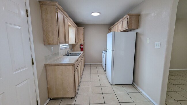 Building Photo - 20551 Alta Vista Ct