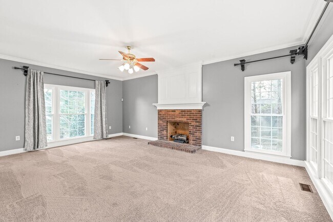 Building Photo - (Coming Soon) Full Brick Home in Matthews!