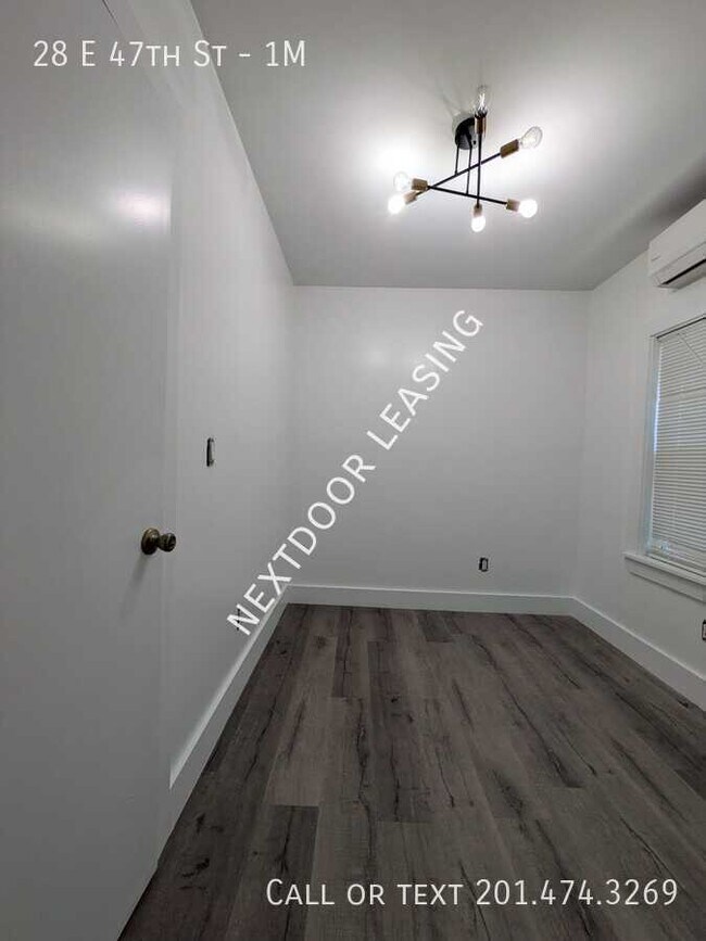 Building Photo - 28 E 47th St