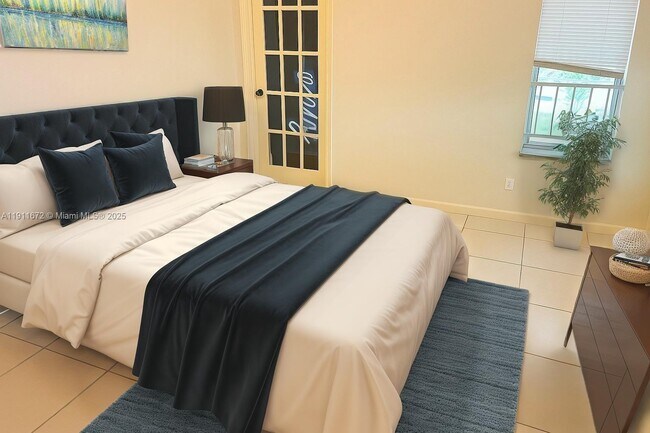 Building Photo - 3480 Pinewalk Dr N