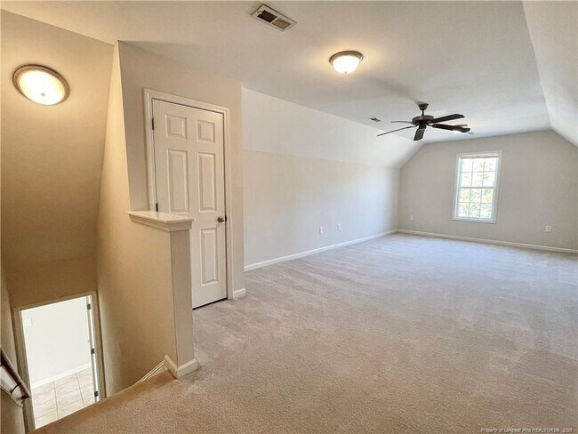 Building Photo - 60 Chinkapin Oak Cir