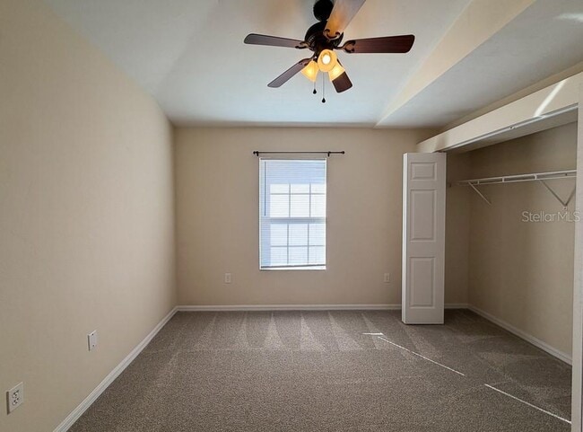 Building Photo - 4003 SW 27th St