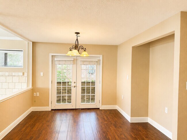 Building Photo - 20543 Appaloosa Trail