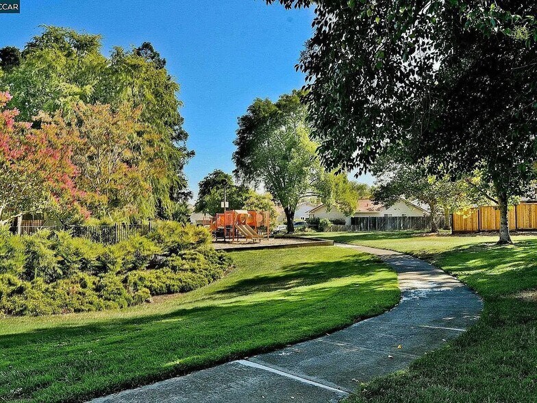 Building Photo - 4413 Sugarland Ct