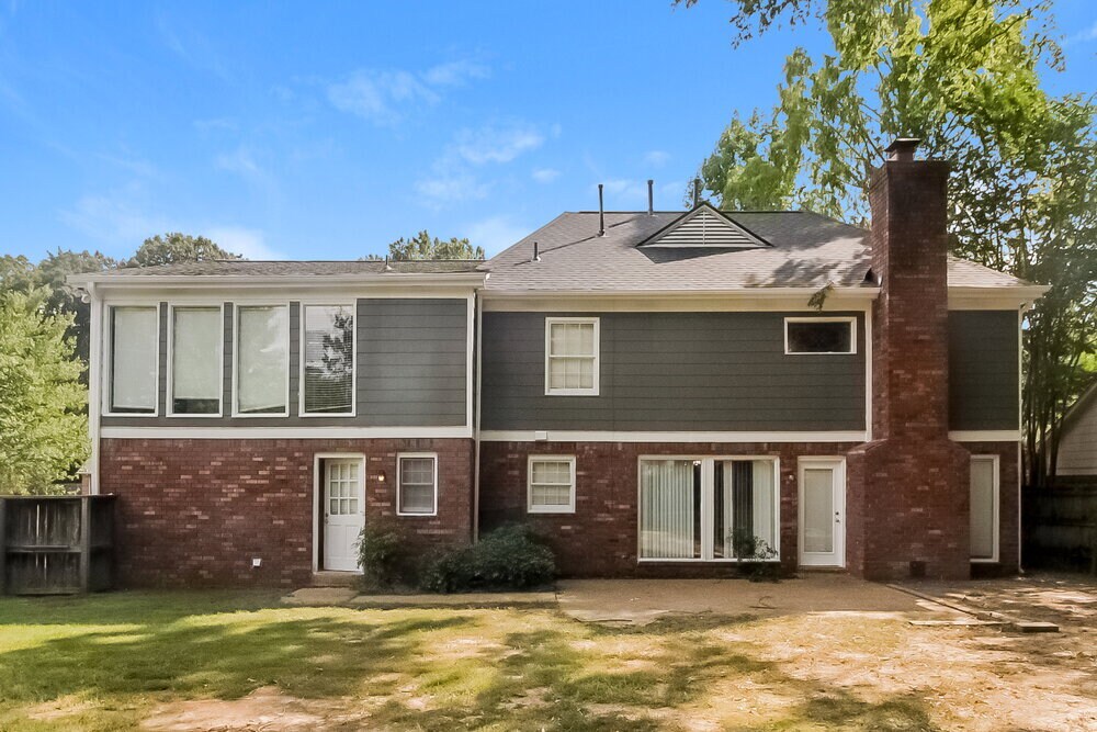 Building Photo - 269 Locust Grove Dr