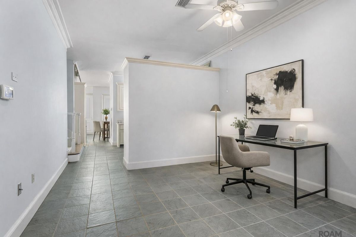 Building Photo - 7962 Wrenwood Blvd