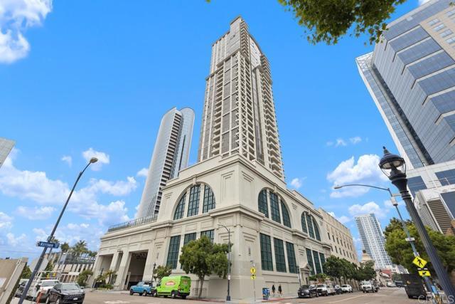 Building Photo - 700 W E St