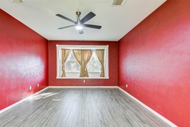 Building Photo - 8918 Cade Dr