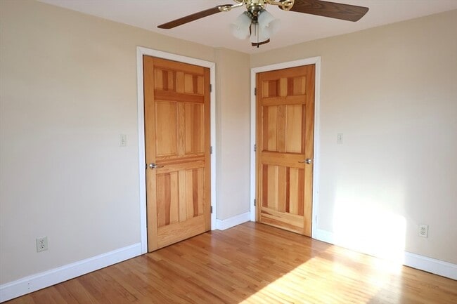 Building Photo - 5 Yankee Way