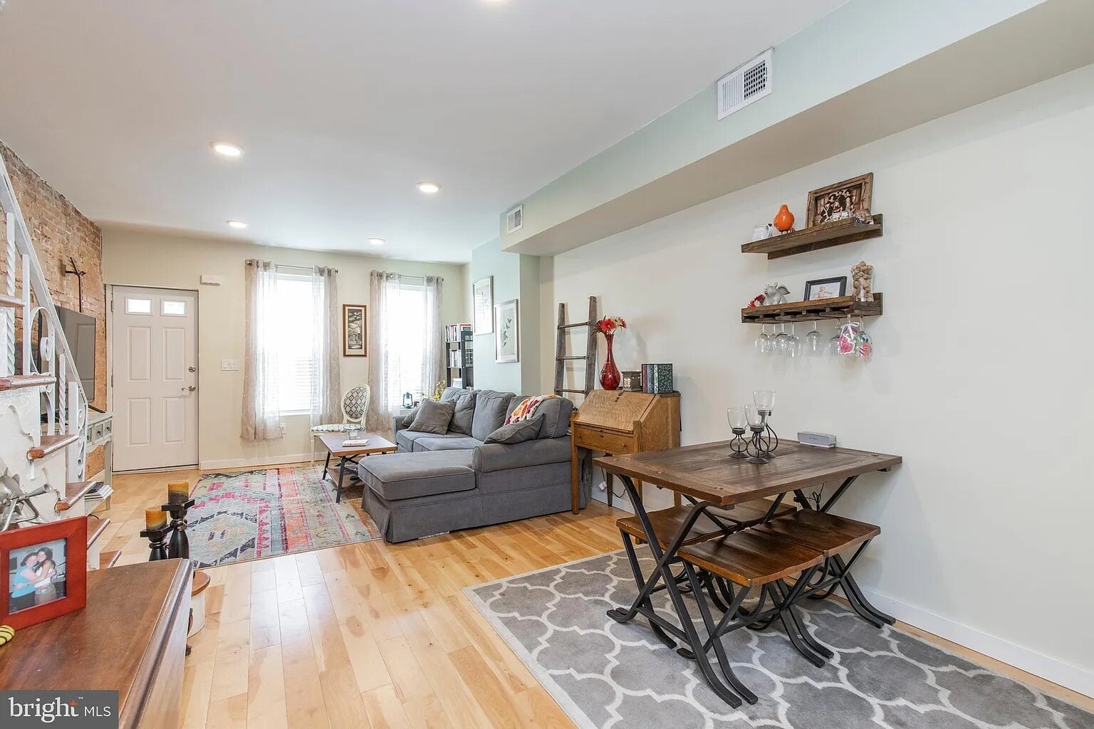 Building Photo - 1808 S Chadwick St