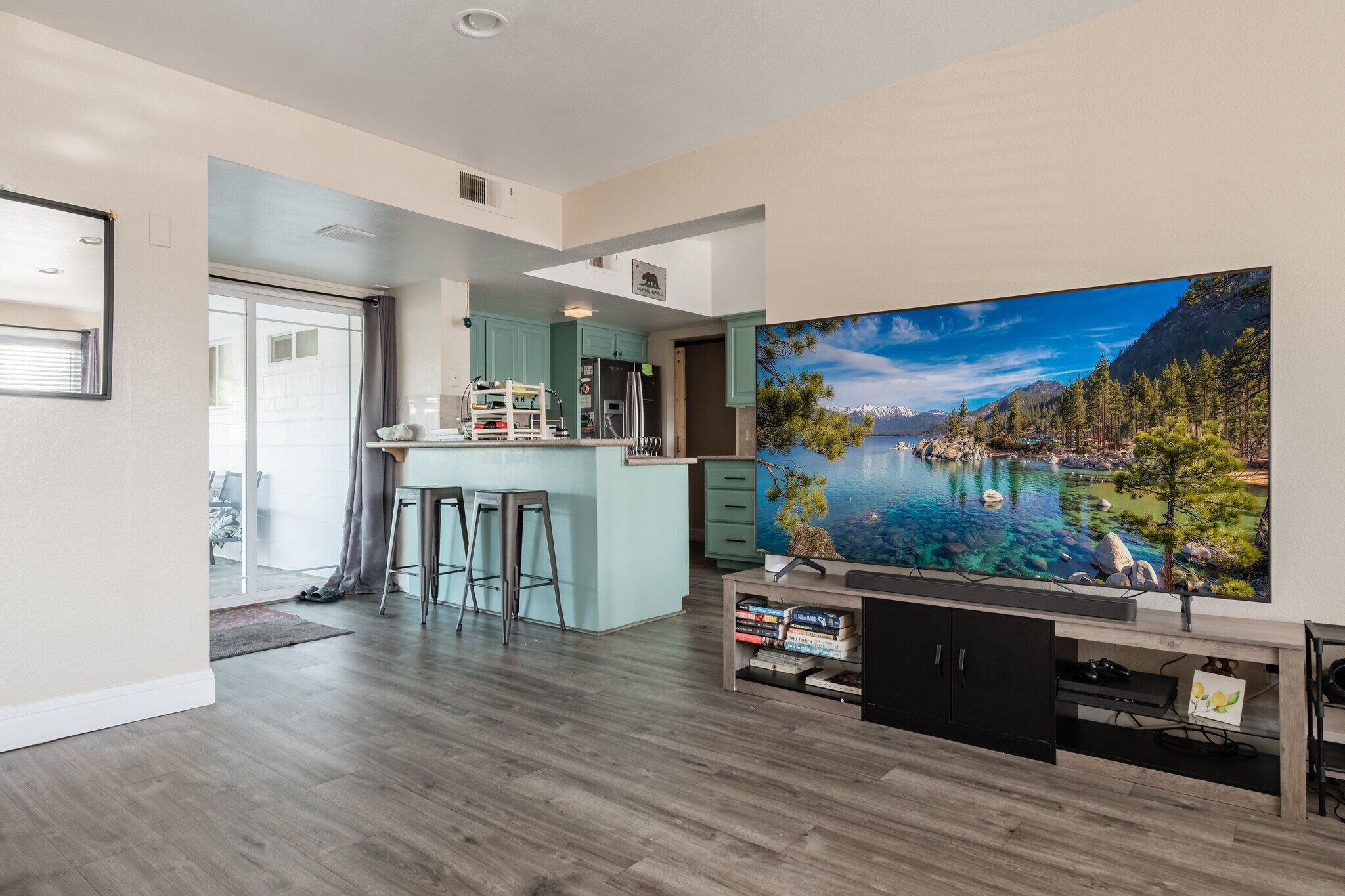 Building Photo - 5521 27th Ave