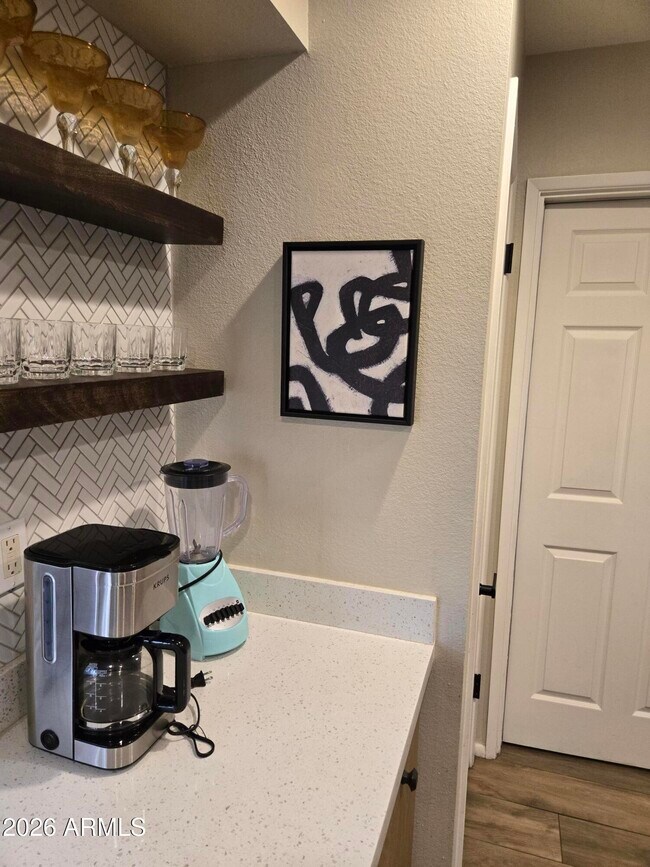 Building Photo - 11029 W CARON Dr