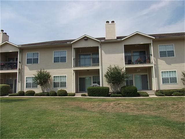 Building Photo - 12565 Melville Dr