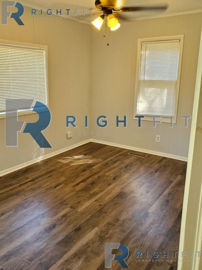 Building Photo - Welcome Home!