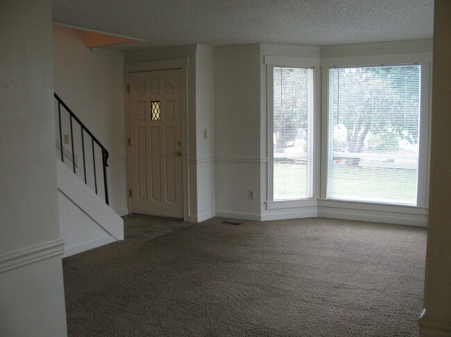 Building Photo - 12204 105th Ave Ct E