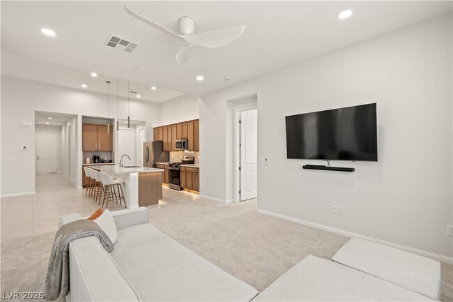 Building Photo - 684 Ambridge Dr