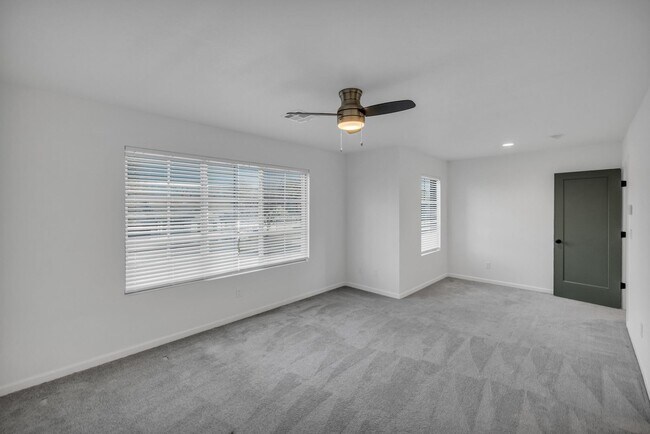 Building Photo - P.57 Kode Properties, LLC 1240-1242