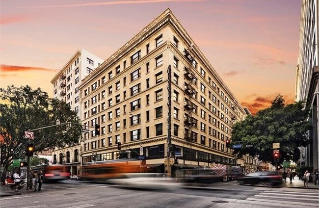 Primary Photo - Hotel Alexandria