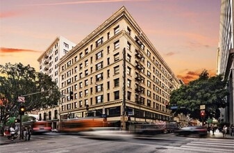 Building Photo - Hotel Alexandria