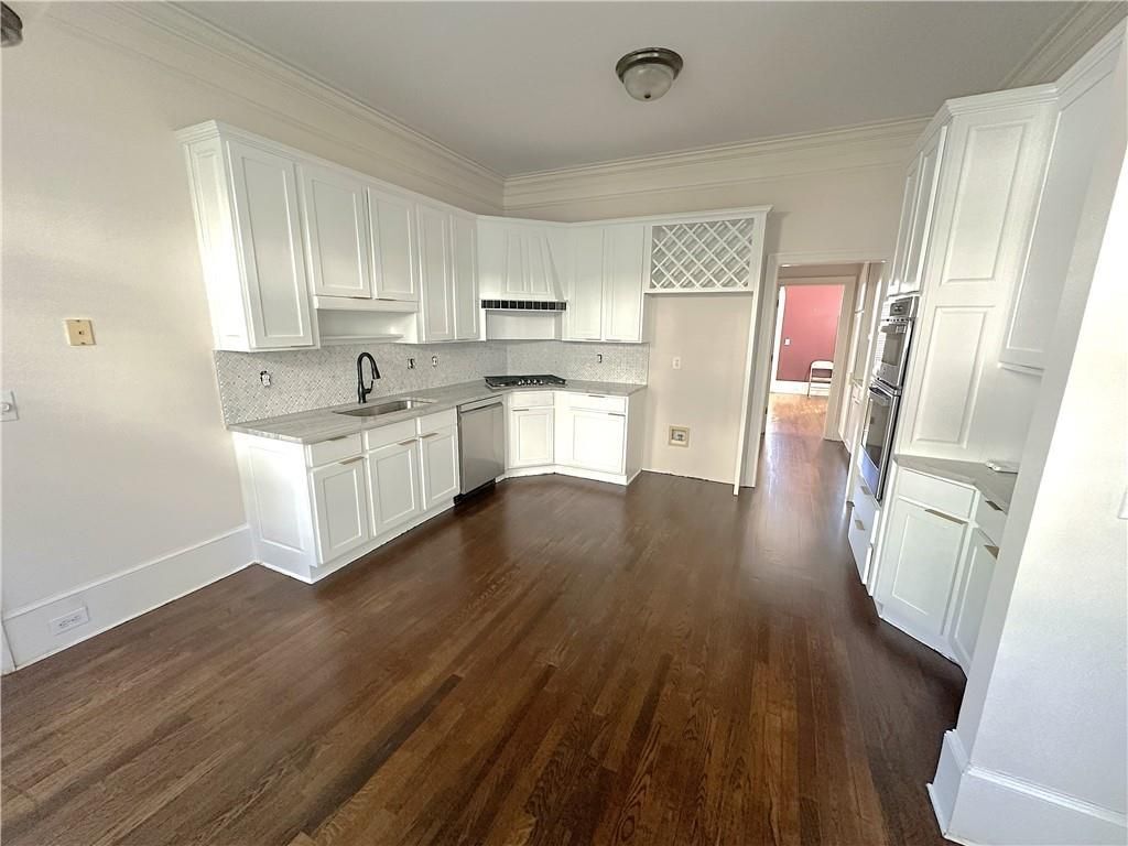 Building Photo - 3815 Sidestreet