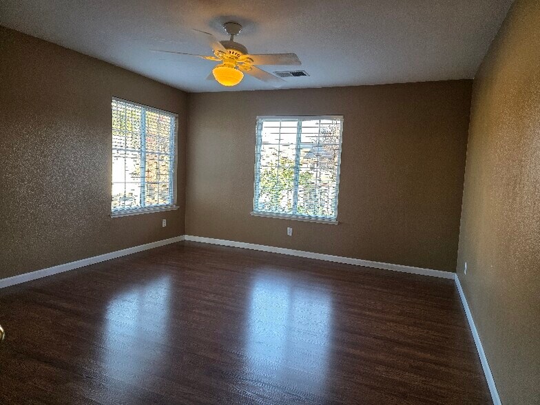 Building Photo - 2816 Almond St