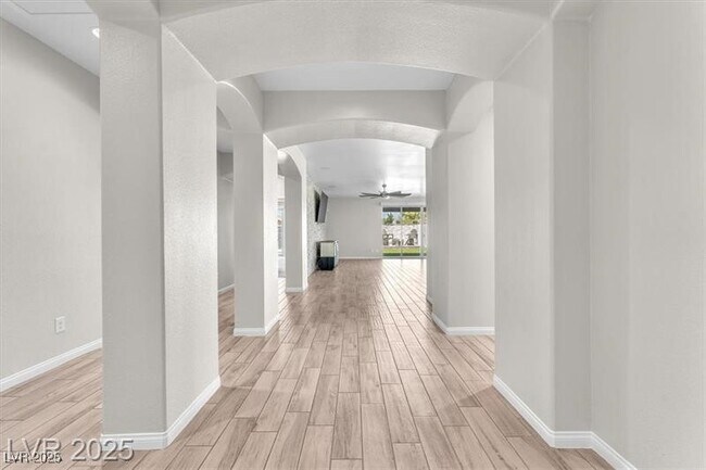 Building Photo - 232 Star Ruby Ct