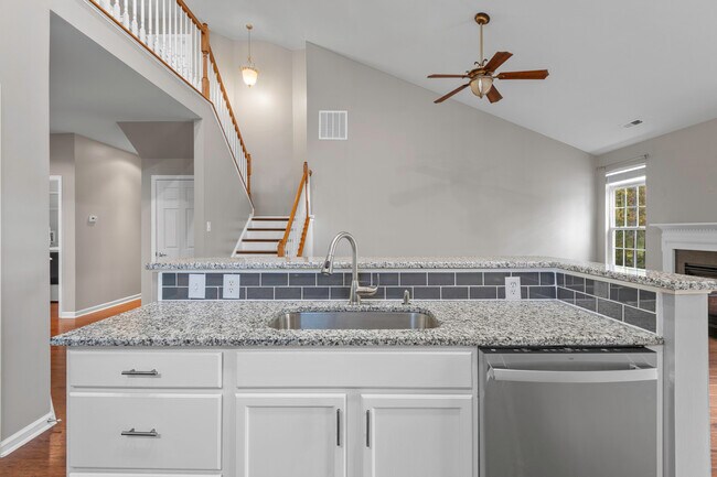 Building Photo - 10777 White Dogwood Dr