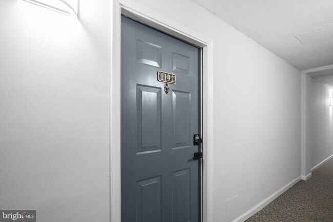 Building Photo - 3311 Wyndham Cir